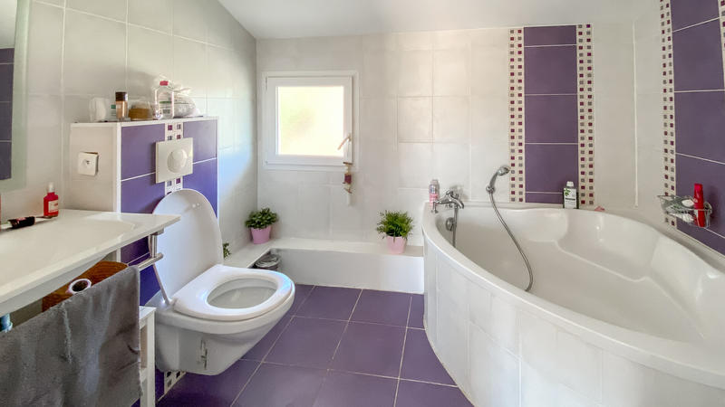 Villa - 147 m² - 6 pièces