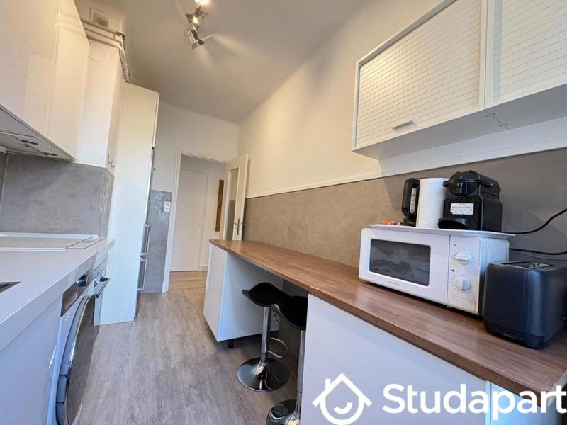 Chambre - 12 m² - 1 pièce