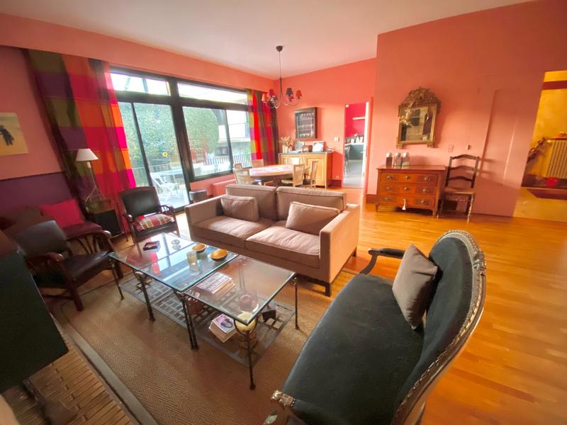 Maison - 225 m² - 7 pièces