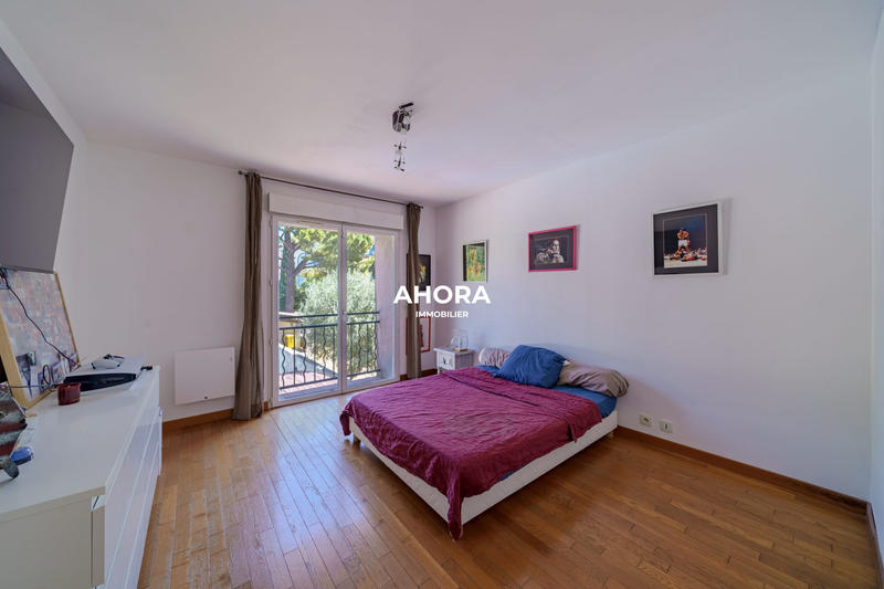 Villa - 160 m² - 5 pièces