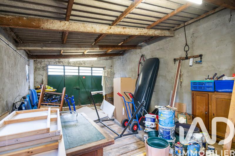 Maison - 210 m² - 8 pièces