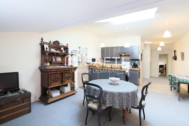 Maison - 276 m² - 10 pièces