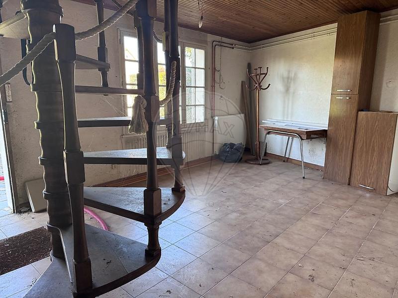 Maison - 187 m² - 6 pièces