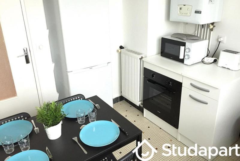 Chambre - 13 m² - 1 pièce