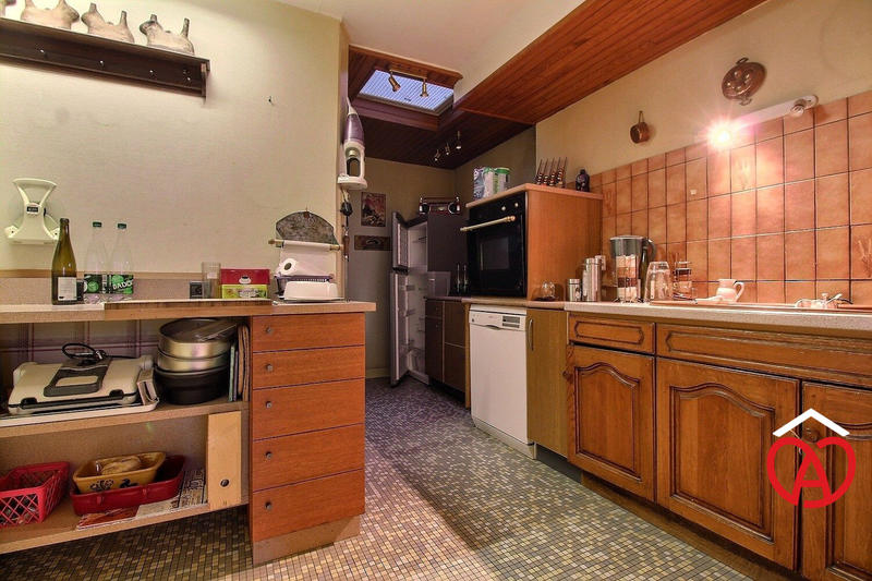 Appartement - 170 m² - 6 pièces