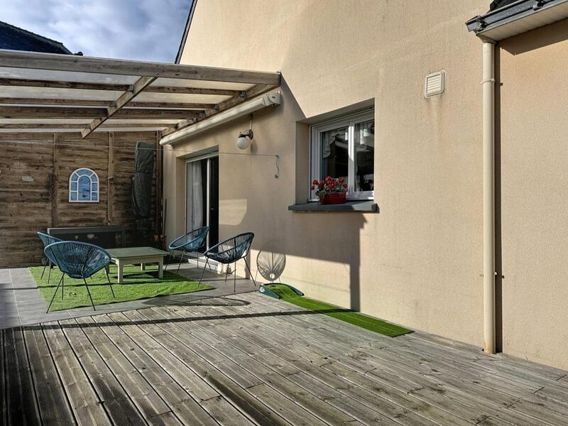 Maison - 83 m² - 5 pièces