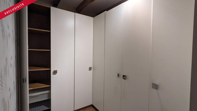 Maison - 250 m² - 11 pièces