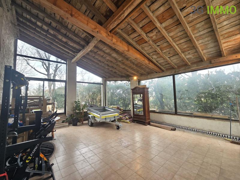 Corps de ferme - 210 m² - 8 pièces