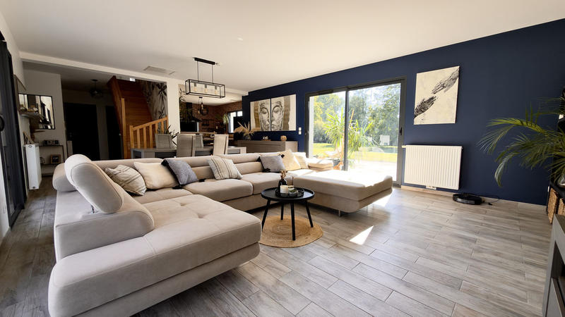 Maison - 140 m² - 7 pièces