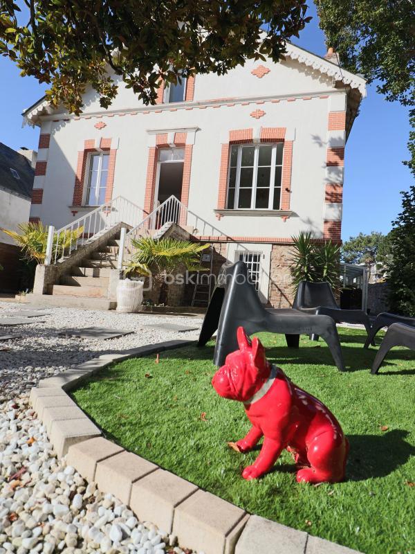 Maison de maîtres - 198 m² - 6 pièces