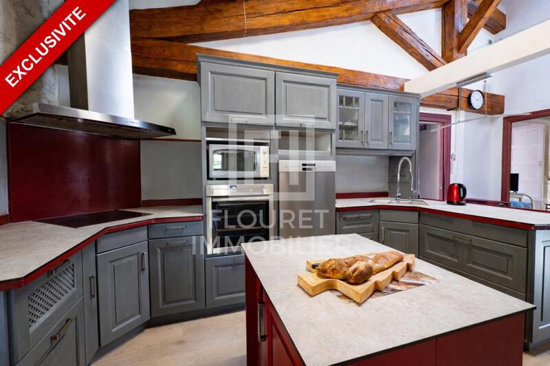 Mas - 270 m² - 10 pièces