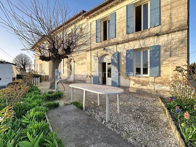 Maison en pierre - 170 m² - 8 pièces