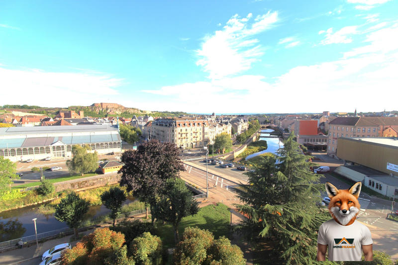 Appartement - 192 m² - 5 pièces