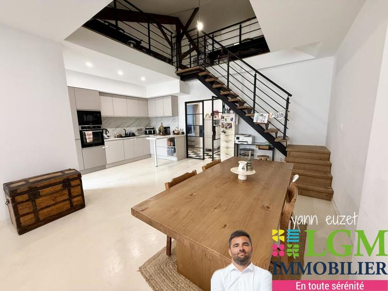 Immeuble - 170 m² - 6 pièces