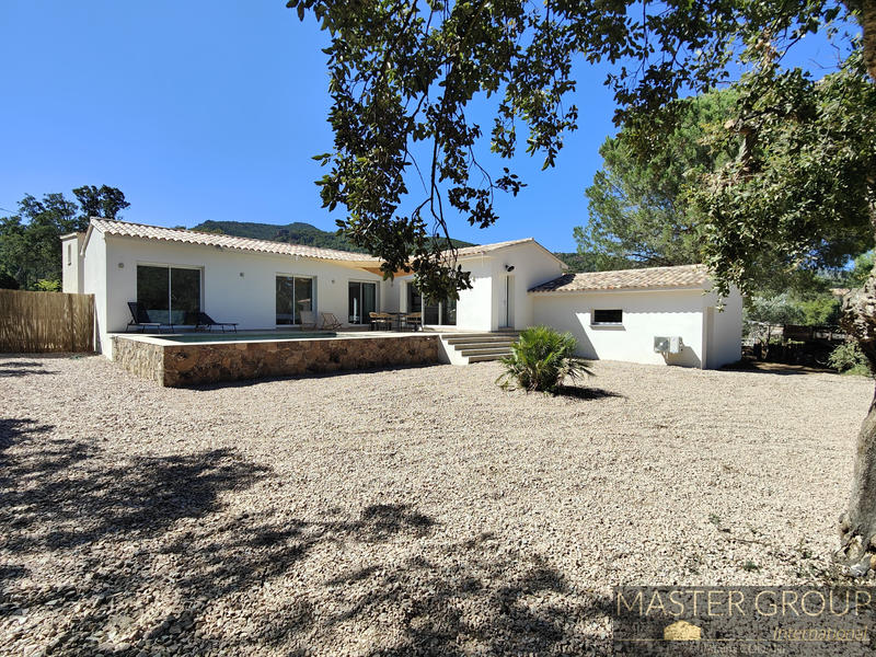 Villa - 96 m² - 3 pièces