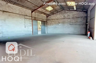 Entrepôt - 376 m² - 1 pièce