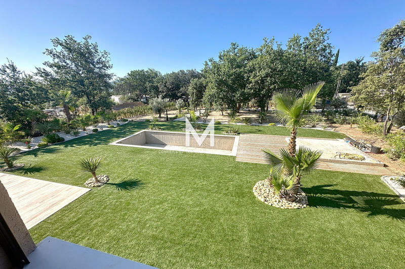 Maison - 190 m² - 6 pièces