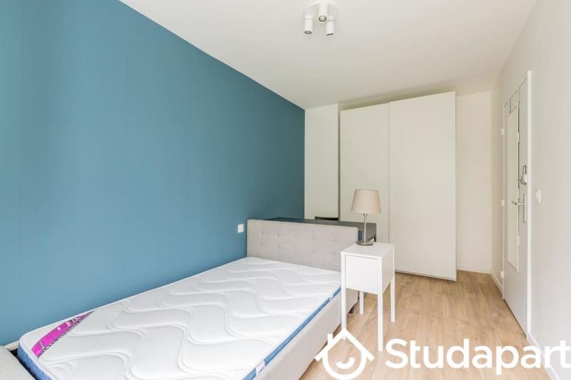 Chambre - 10 m² - 1 pièce