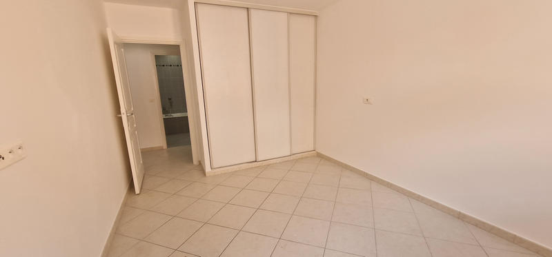 Appartement - 93 m² - 4 pièces
