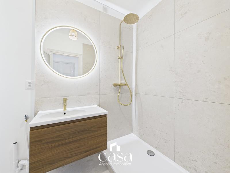 Appartement - 80 m² - 4 pièces