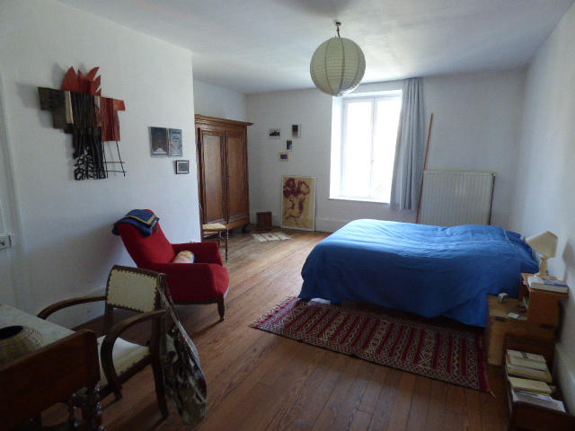 Maison - 228 m² - 7 pièces