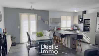 Maison - 102 m² - 6 pièces