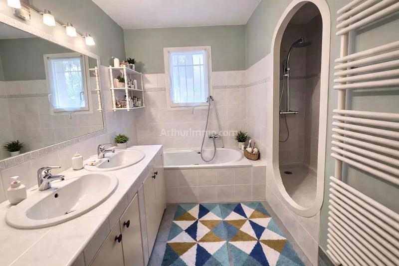 Viager - Maison - 134 m² - 6 pièces