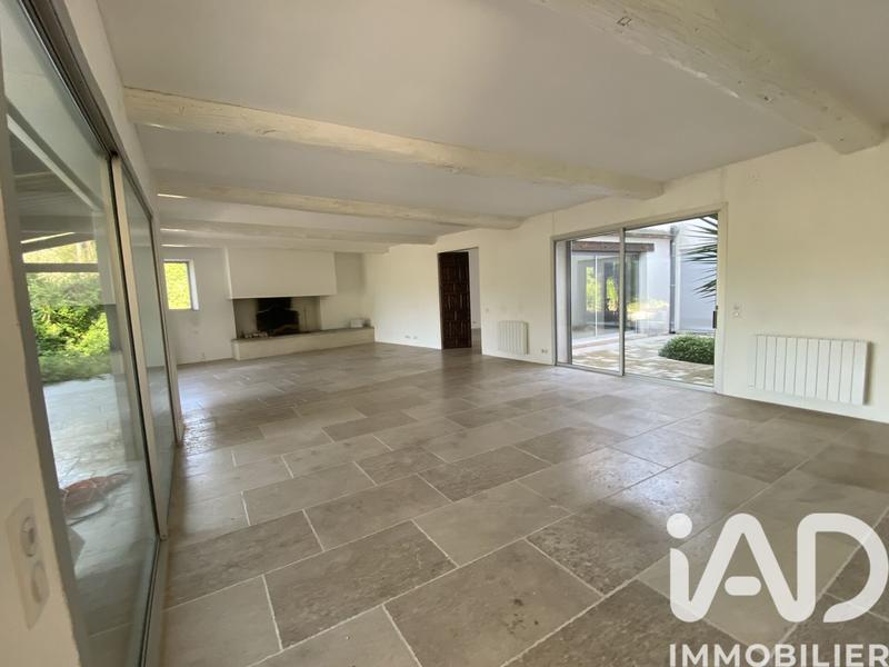 Maison de maîtres - 295 m² - 11 pièces