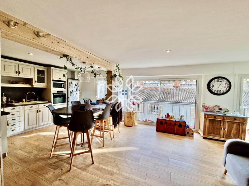 Appartement - 76 m² - 3 pièces