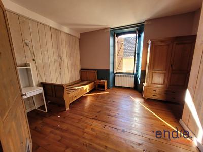 Maison de village - 180 m² - 5 pièces