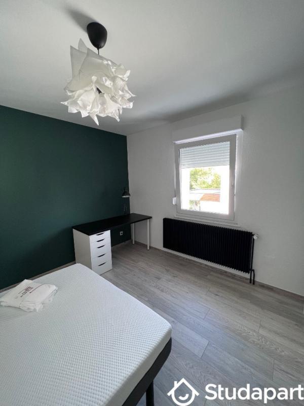 Chambre - 15 m² - 1 pièce