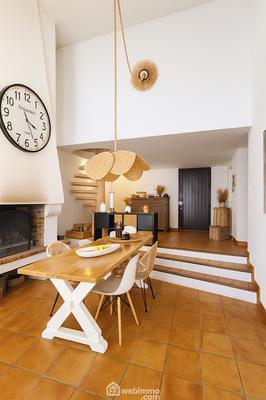 Maison - 163 m² - 8 pièces