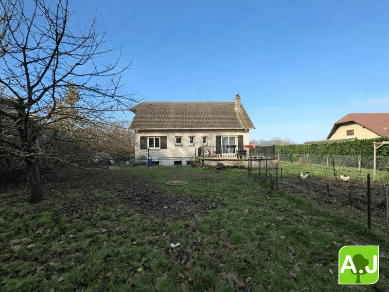 Maison traditionnelle - 130 m² - 6 pièces