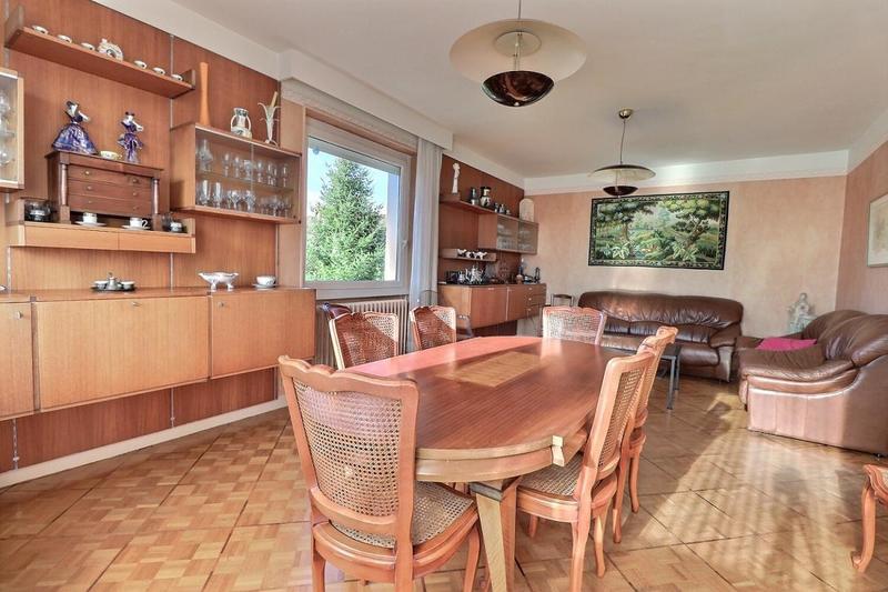 Maison - 184 m² - 8 pièces