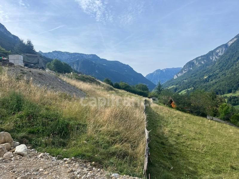 Terrain constructible - 1 336 m²