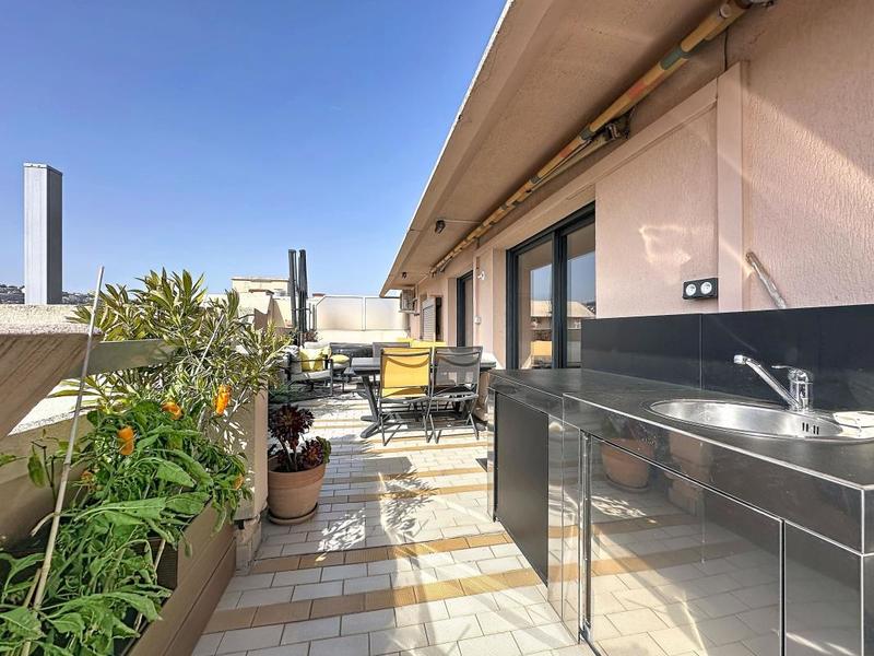 Appartement - 106 m² - 4 pièces