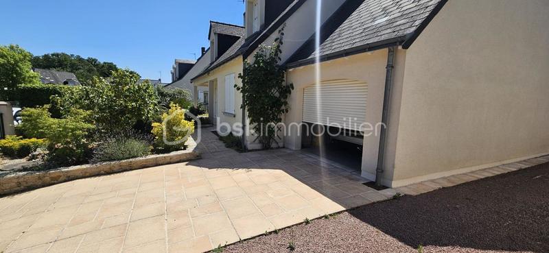 Maison traditionnelle - 159 m² - 6 pièces