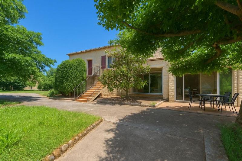 Maison - 207 m² - 6 pièces