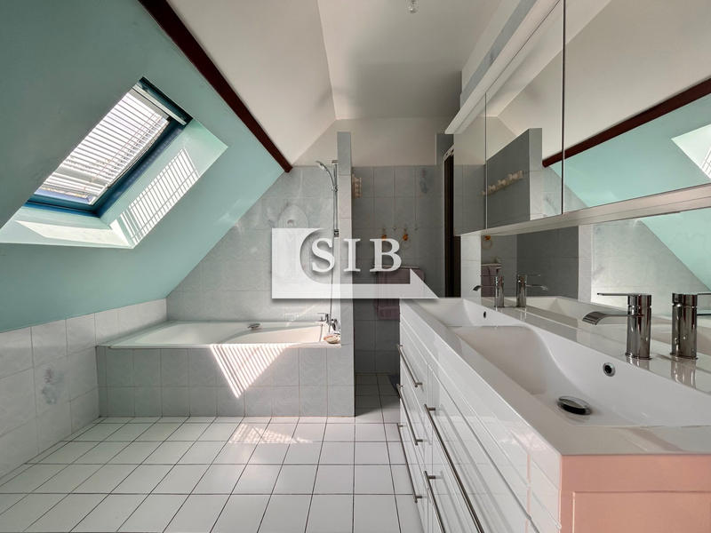 Maison ancienne - 114 m² - 6 pièces