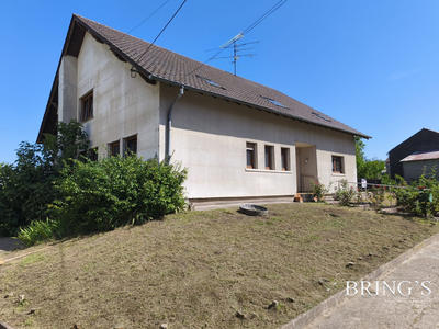 Maison - 308 m² - 11 pièces