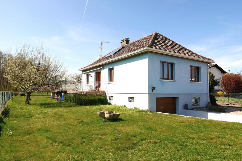 Maison traditionnelle - 90 m² - 5 pièces