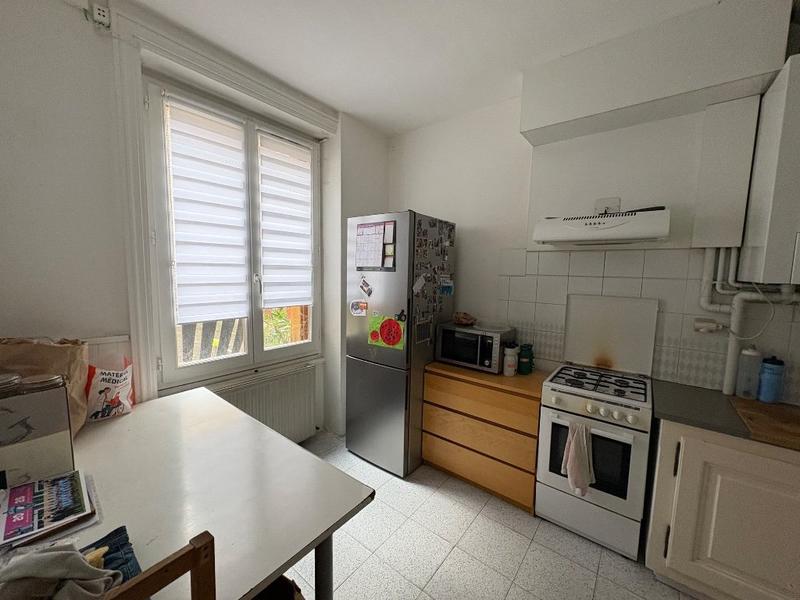 Immeuble - 198 m² - 8 pièces