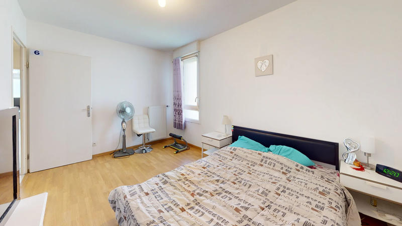 Appartement - 80 m² - 4 pièces