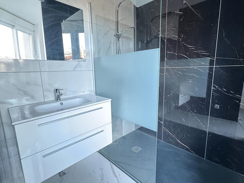 Appartement - 122 m² - 5 pièces