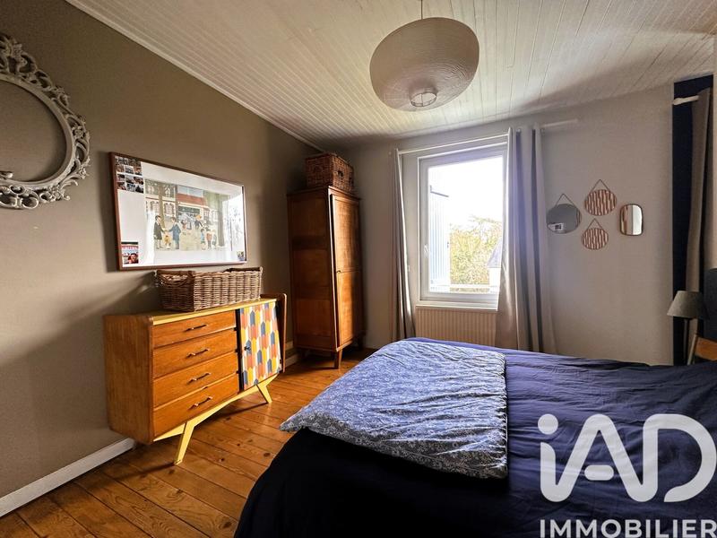 Maison - 210 m² - 7 pièces