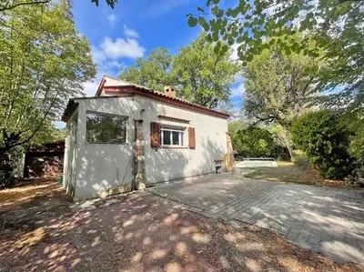 Villa - 96 m² - 5 pièces