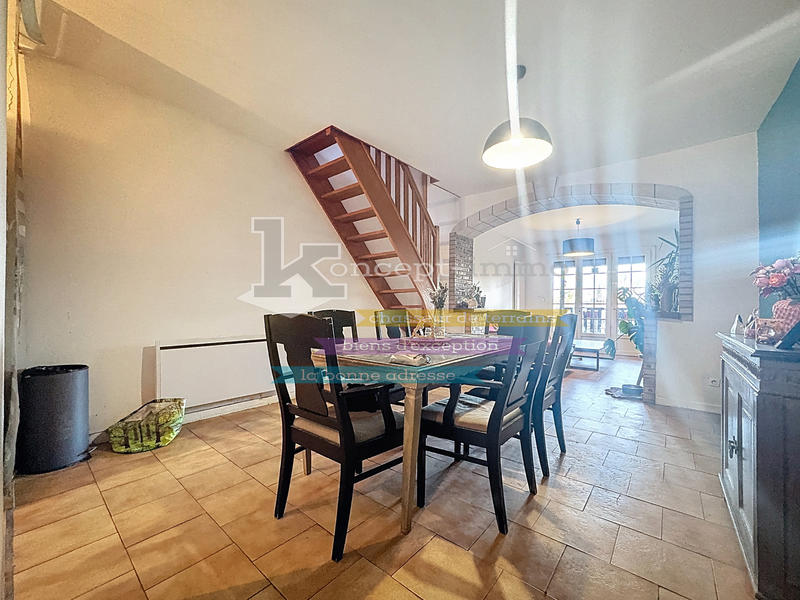 Maison - 87 m² - 5 pièces