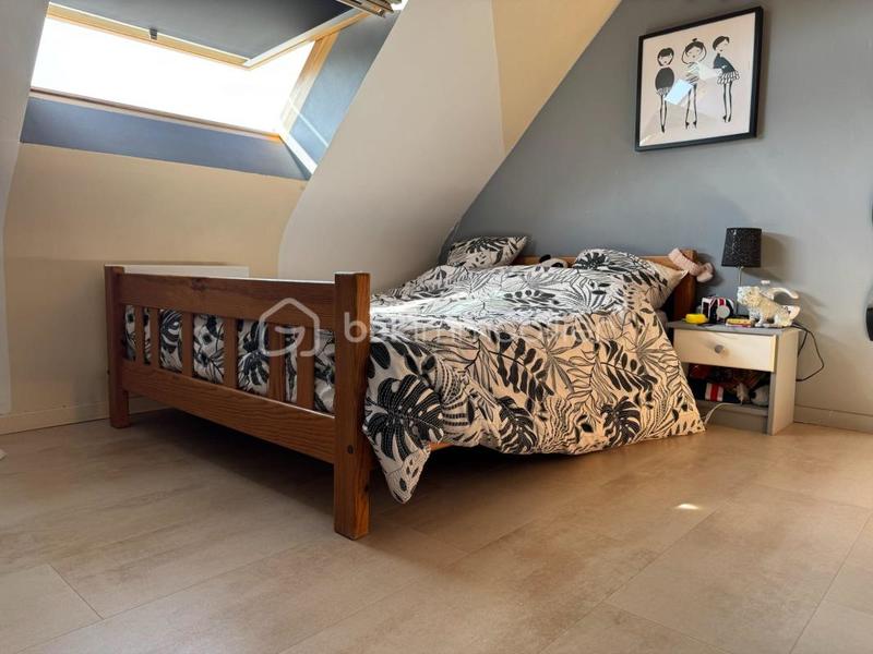 Maison traditionnelle - 135 m² - 8 pièces