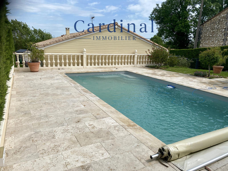 Maison - 145 m² - 5 pièces