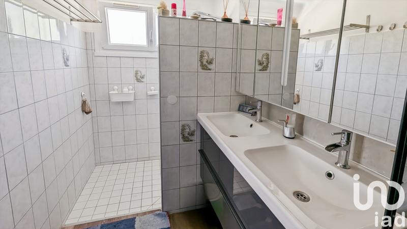 Maison - 141 m² - 5 pièces